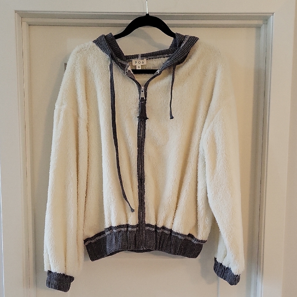 Pol Jacket S NWOT